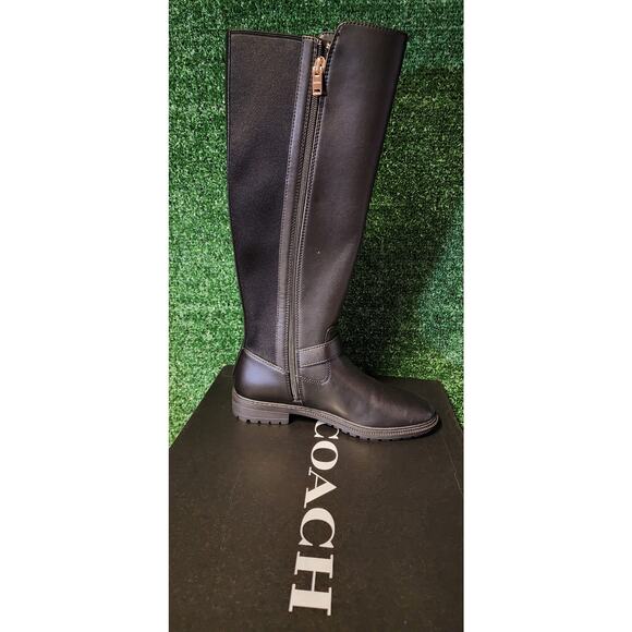 Size 6.5  coach boots - Picture 2 of 2